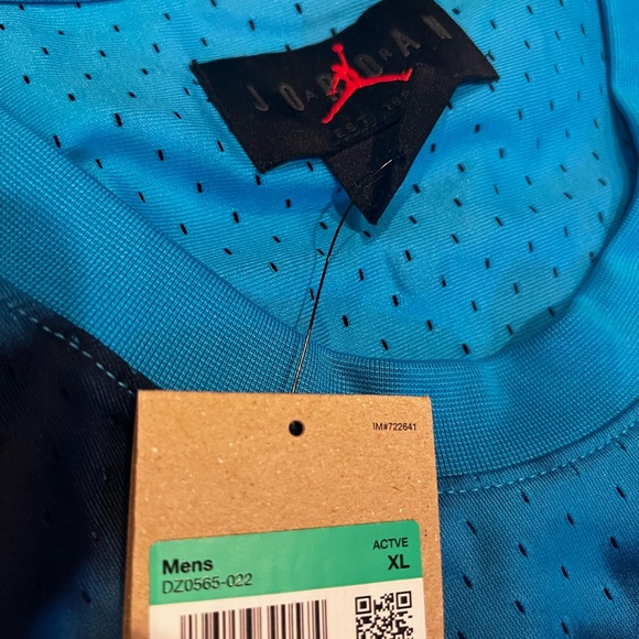 Jordan Nike men’s XL bundle NEW, joggers. Socks, shirts and shorts - Picture 7 of 11